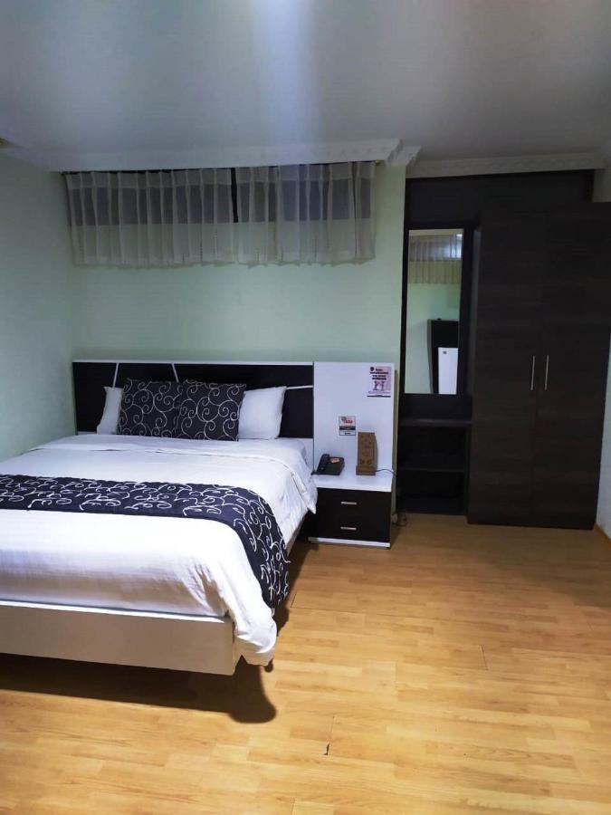 La Kapital Hotel Ambato Dış mekan fotoğraf